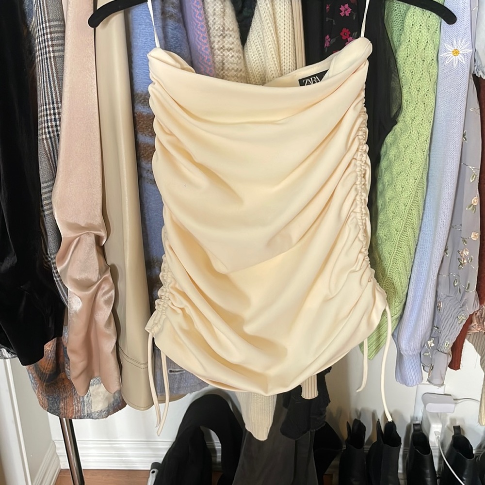 Zara scrunch skirt